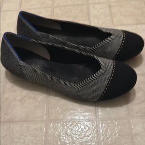 Rothy’s Houndstooth  Black and Gray Women's Flats 8.5